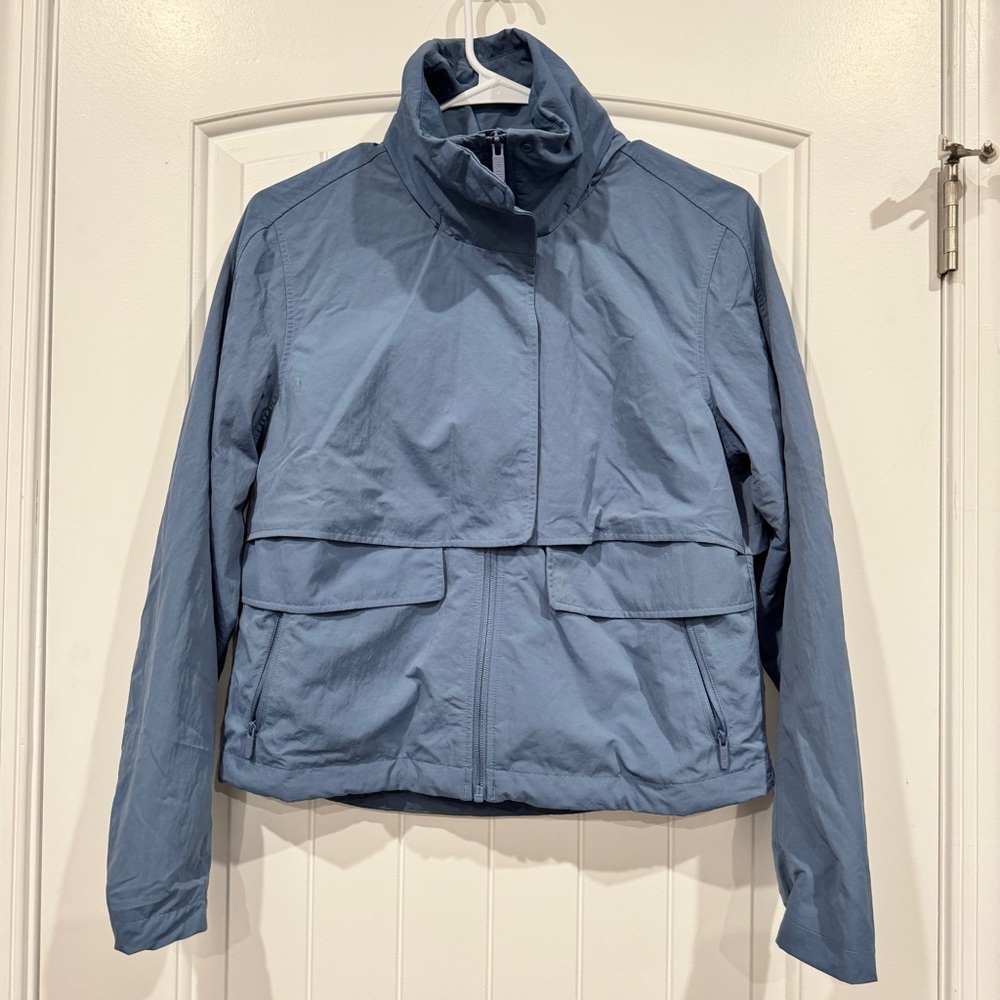 Lululemon Always Effortless Jacket Blue Size 2 Washed Denim